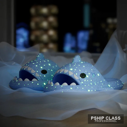 Chaussons requin lumineux — pantoufles fantaisie couple été intérieur extérieur - vue 2